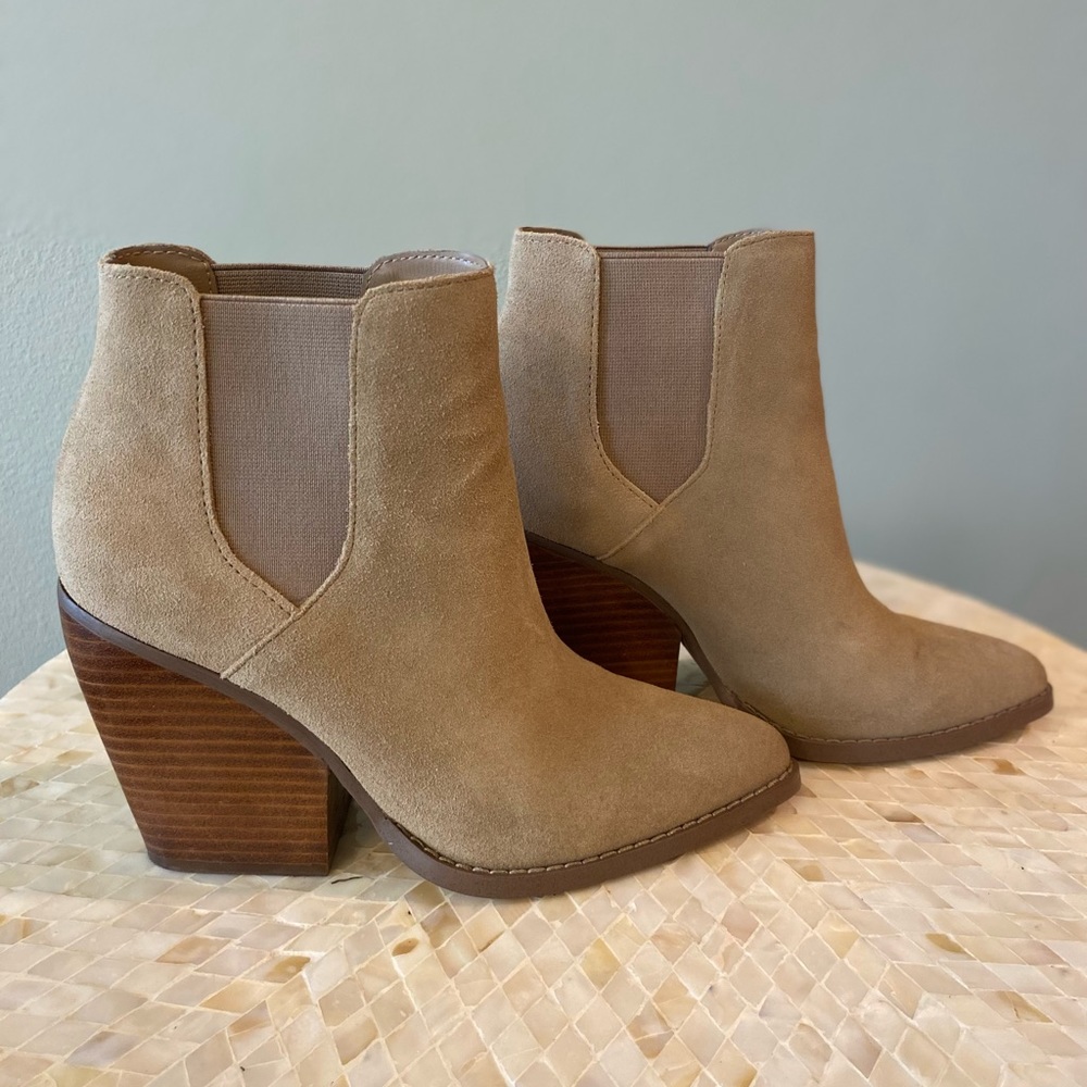 B.P. leather & textile upper taupe ankle boots